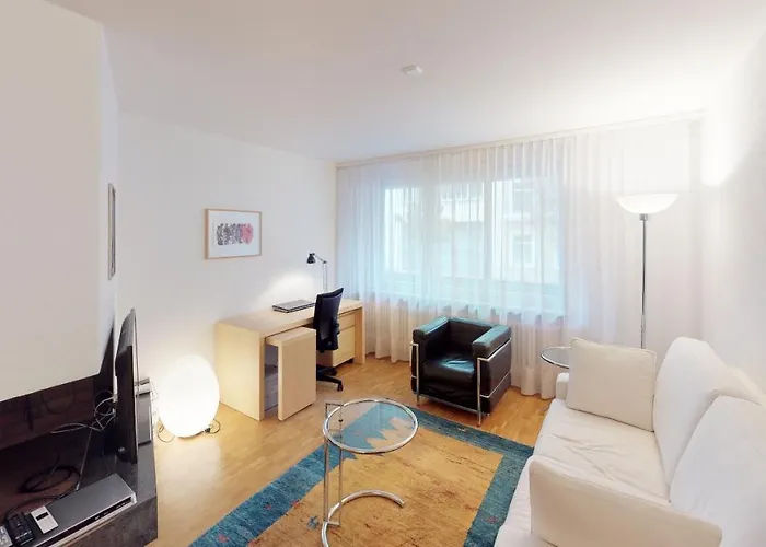Unique Serviced Living @ Basel Old Town