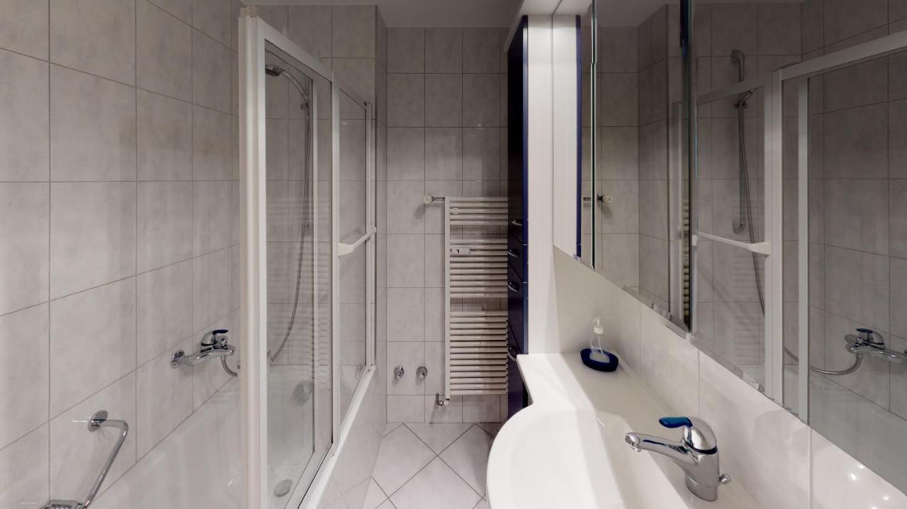 Unique Serviced Living @ Old Town